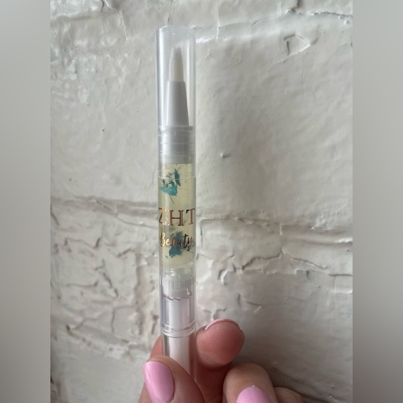 Homemade Customizable Cuticle Oil Pens! 💅💖💧 - Picture 2 of 6